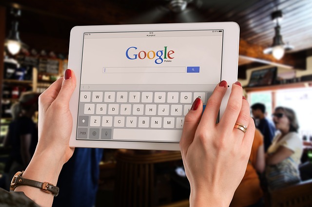 Jak reklama Google Ads może przyciągnąć klientów do salonu beauty?